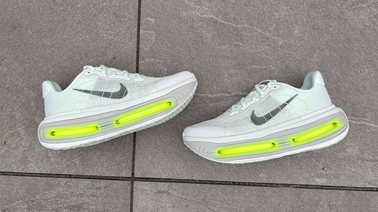 Nike Vomero Premium running shoes