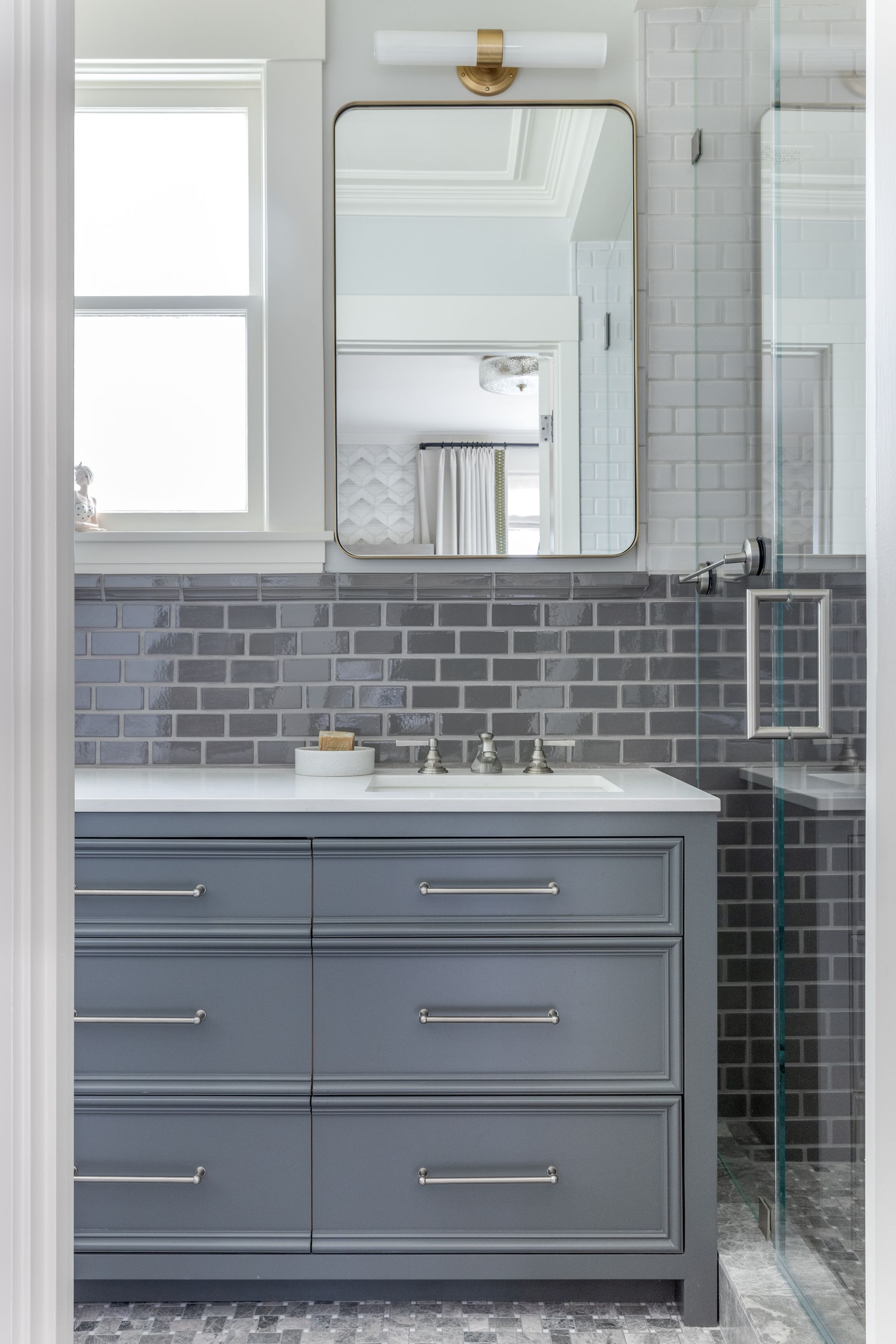 12 grey tile ideas for bathrooms ??? inspiring looks from a color classic ...