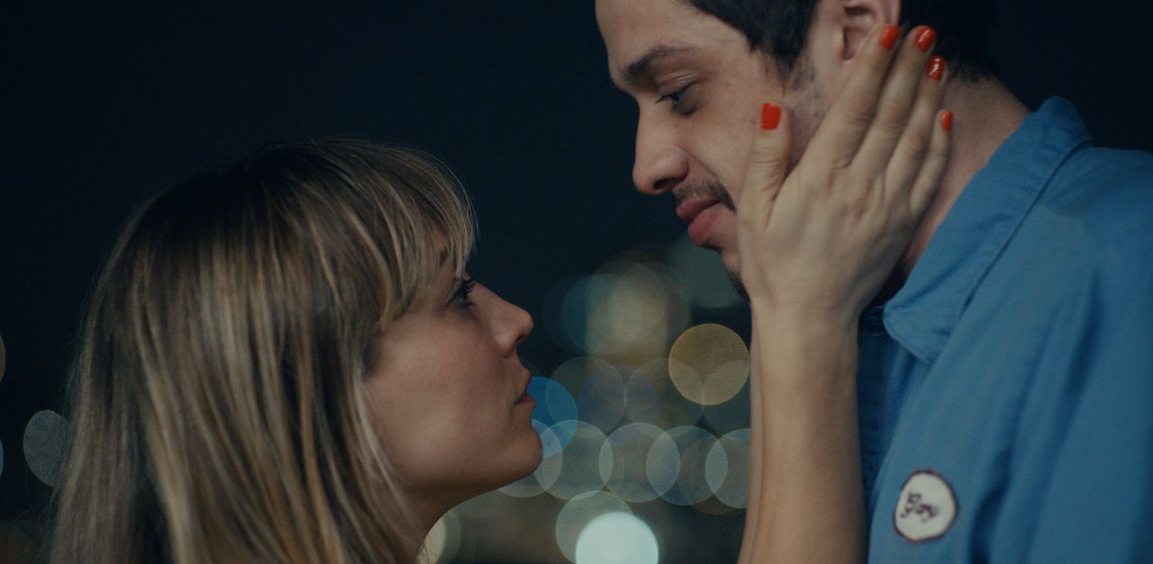 Kaley Cuoco and Pete Davidson in Meet Cute