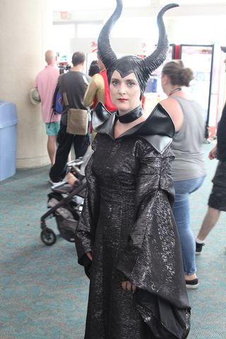 SDCC costume black dress