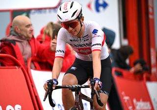 'Sometimes you just mentally crack' &ndash; Kasia Niewiadoma-Phinney falls short of own expectations on La Vuelta Femenina stage 6 climbing test