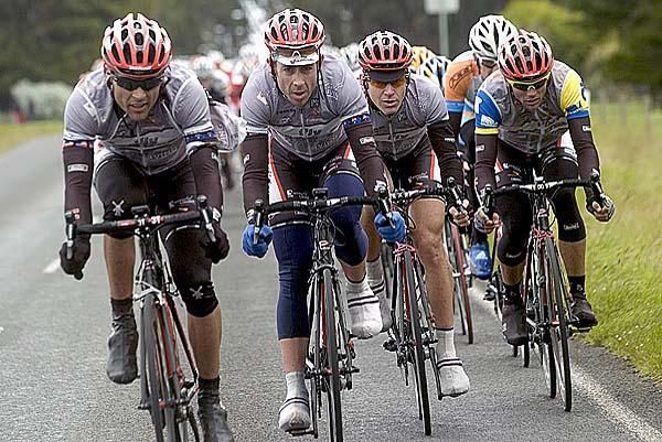 The team of Fly V Australia were on the front of the peloton which was looking at bringing back the leading duo.