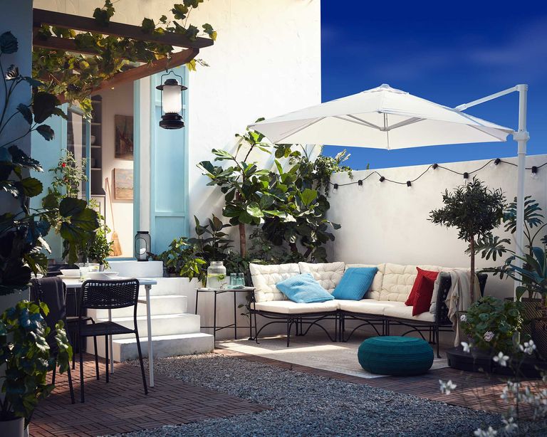 Shade ideas for patios, gardens and backyards: 20 chic ways to keep ...
