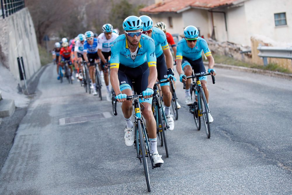 Astana ride on the front to set up Miguel Angel Lopez at Tirreno-Adriatico