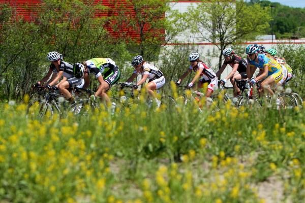 Greenedge-AIS and Faren Honda teams were putting pressure on the pack