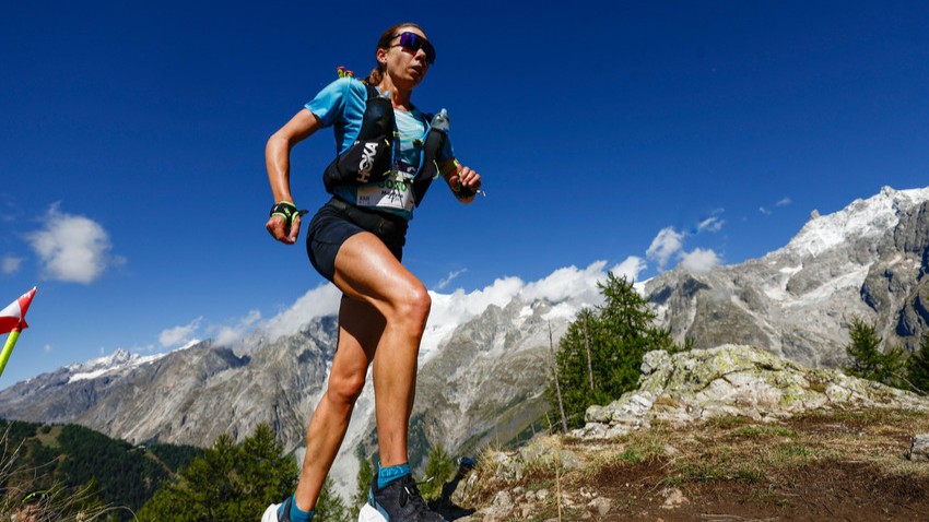 Martyna M&amp;#322;ynarczyk running in the CCC at the 2025 UTMB