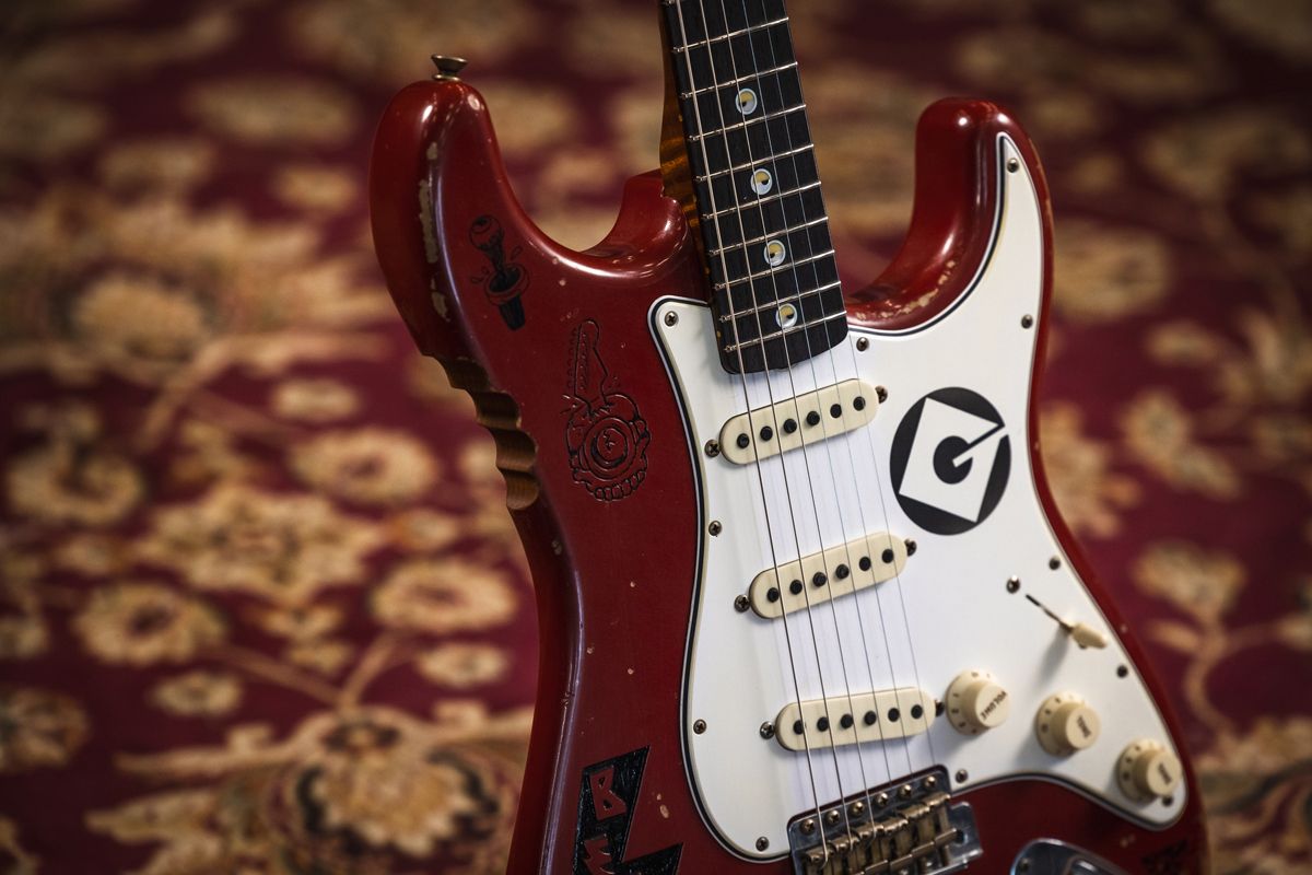 Fender Minions: Rise of Gru guitar