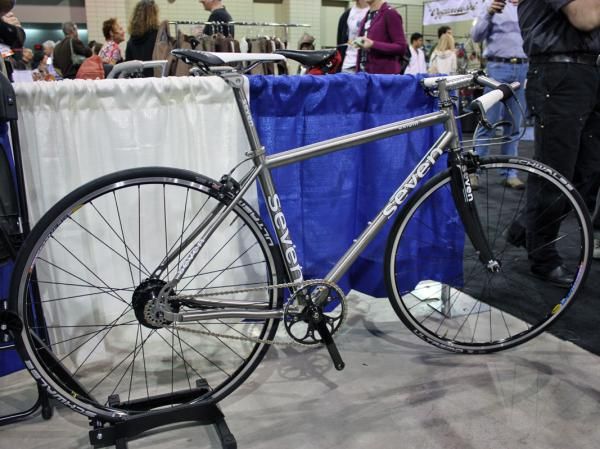 This Seven townie was built with a Rohloff rear hub.