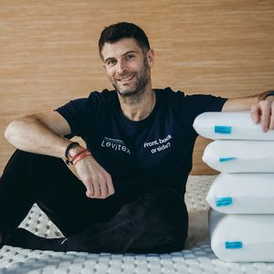 This expert-recommended pillow trick can help improve your sleep