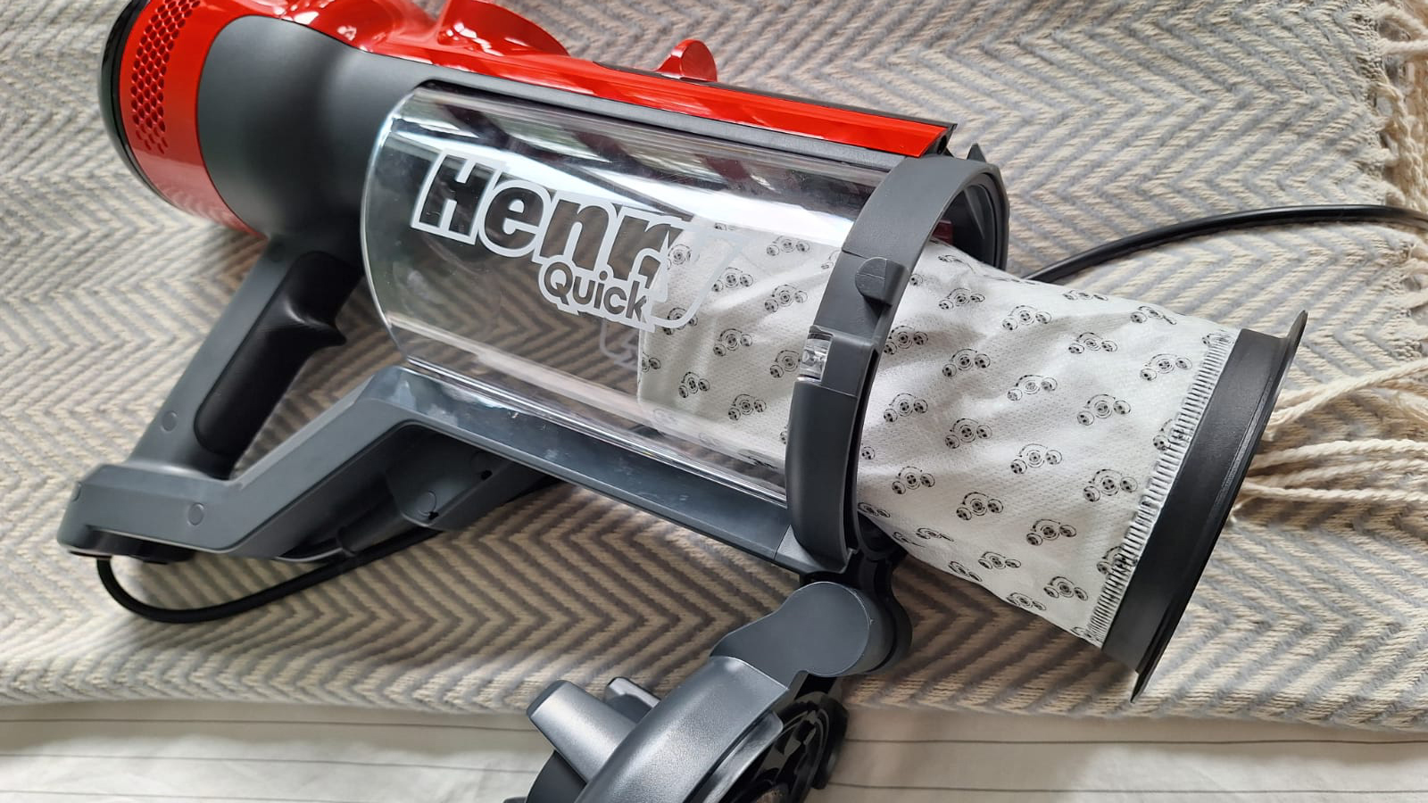 Henry Quick Corded vacuum cleaner