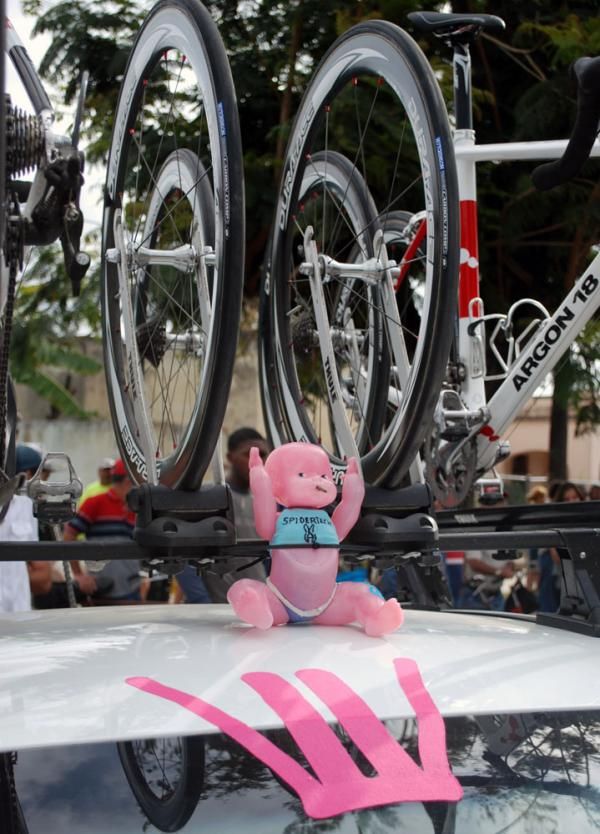 Spidertech was sporting an unusual mascot on the roof of its team car.