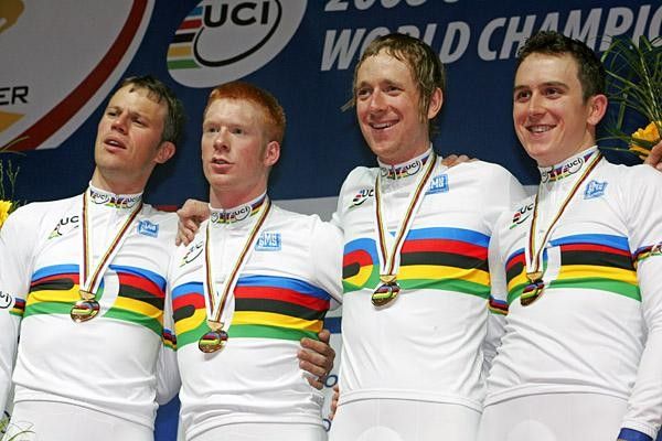 Great Britain's Edward Clancy and Geraint Thomas celebrated the world record in Manchester together with Bradley Wiggins and Paul Manning