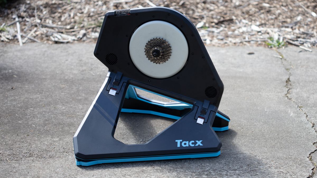 tacx neo 2 vs kickr core