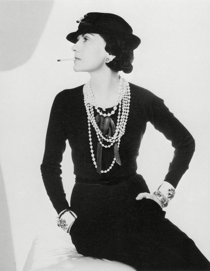 History Of The Little Black Dress From Coco Chanel To Audrey Hepburn ...
