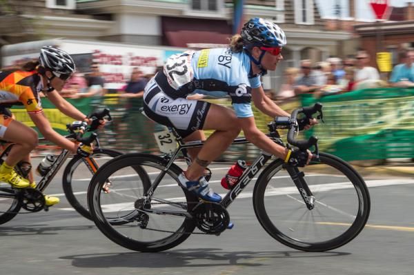 Theresa Cliff-Ryan (Exergy) sets herself up for the steep climb.