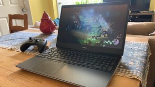 Dell G5 15 SE 5505 gaming laptop shown at an angle