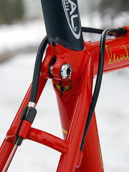 The seat lug is particularly trick.