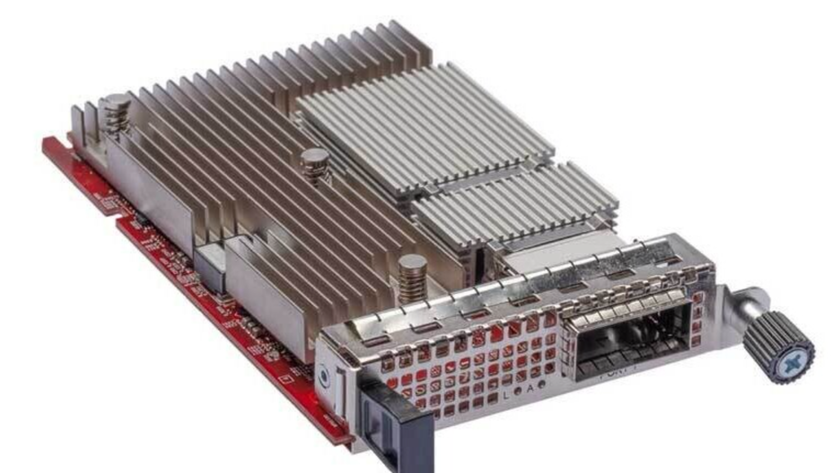 Broadcom Thor Ultra 800G Ethernet card