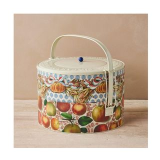 pie transporter tin with apple and pumpkin print