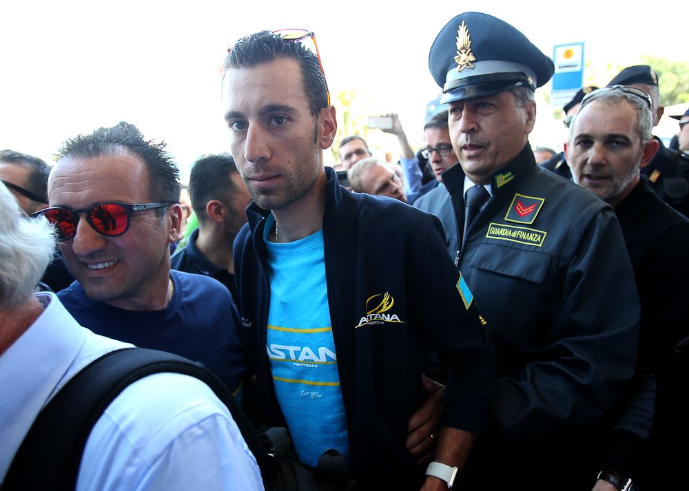Vincenzo Nibali arrives in Italy on the Giro's first rest day.