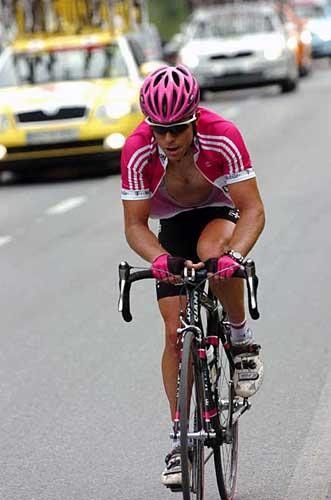 Kim Kirchen (T-Mobile Team) got tailed off towards the finish.