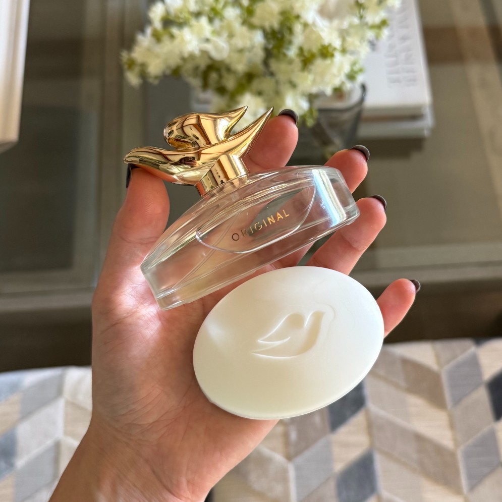 Jamie Chevron testing Dove's Original Fragrance