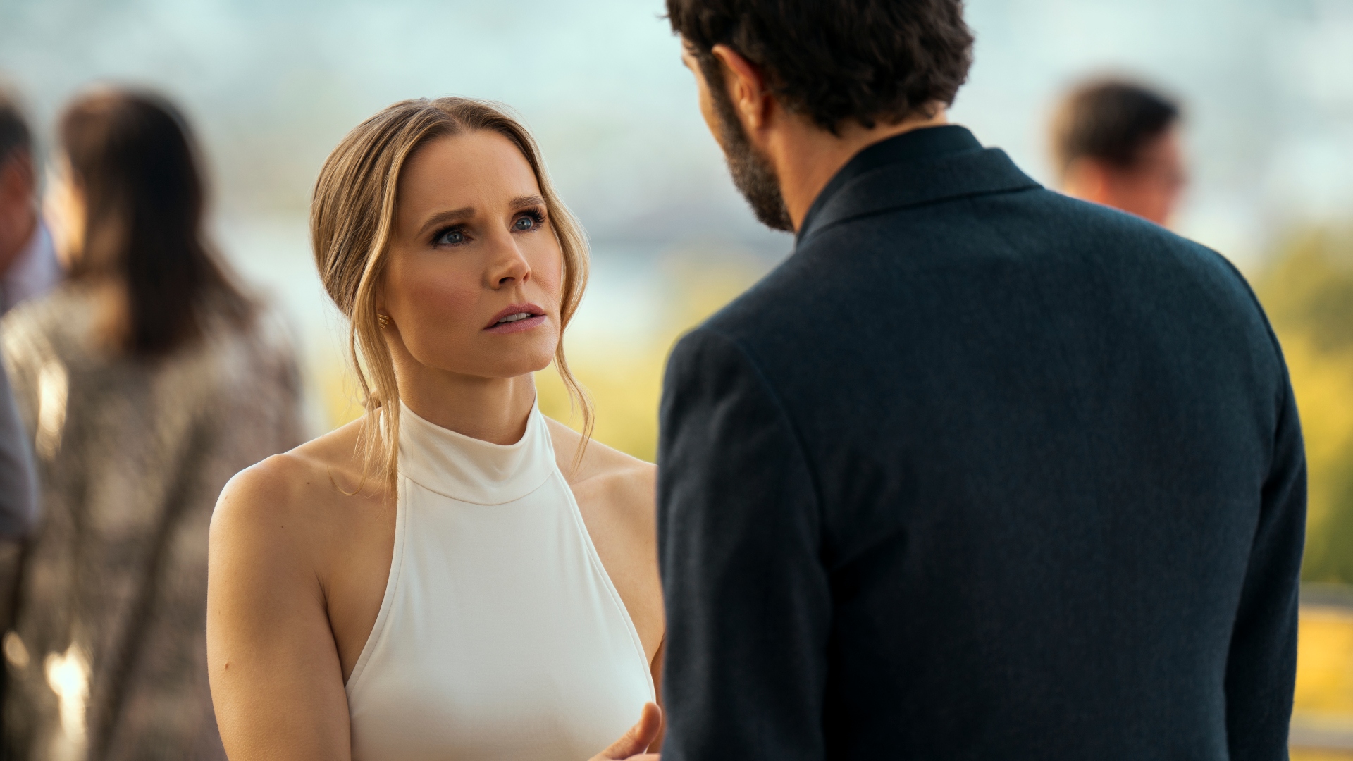 Joanne looks at Noah in Nobody Wants This