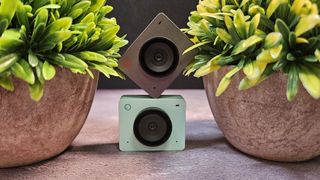 The Obsbot Meet SE webcam.