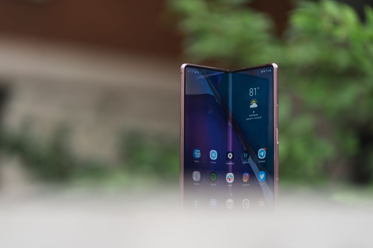 Samsung Galaxy Z Fold 2