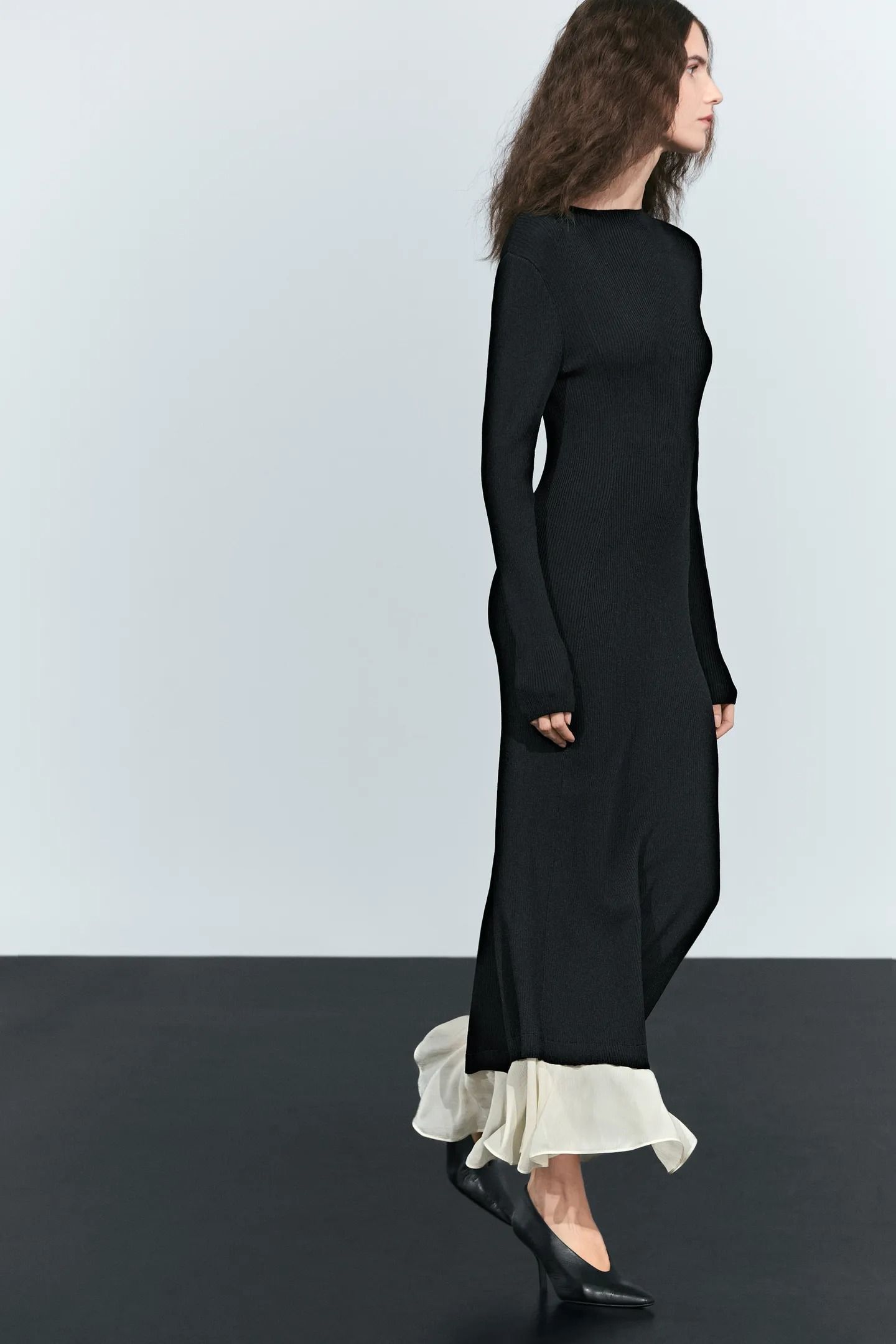 Massimo Dutti model wearing a two-tone long dress