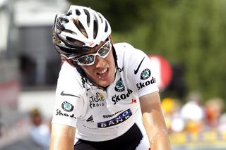 Andy Schleck (Saxo Bank) gives it his all on the ninth stage.
