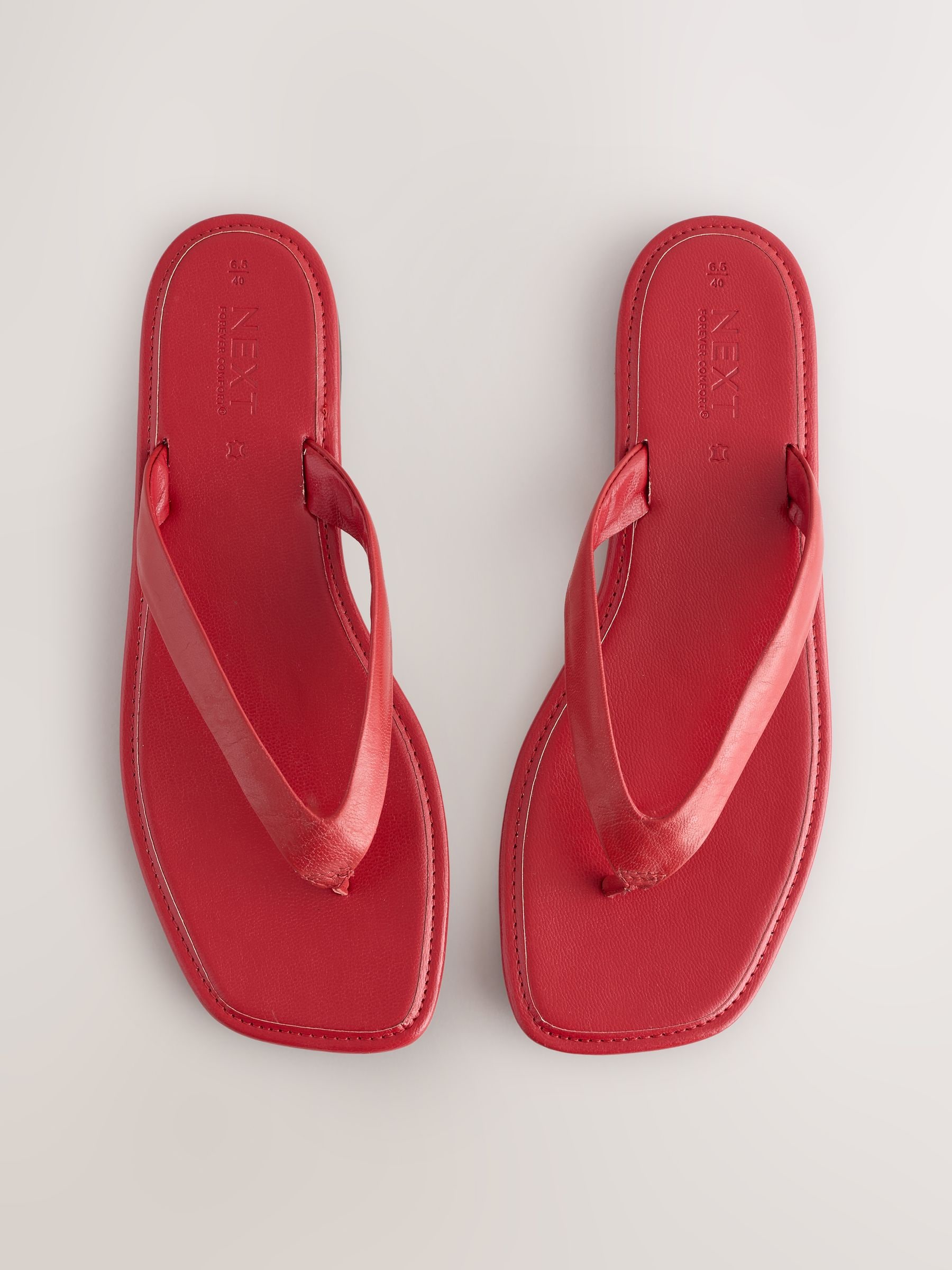 Red Leather Standard/wide Fit Forever Comfort® Square Toe Thong Sandals