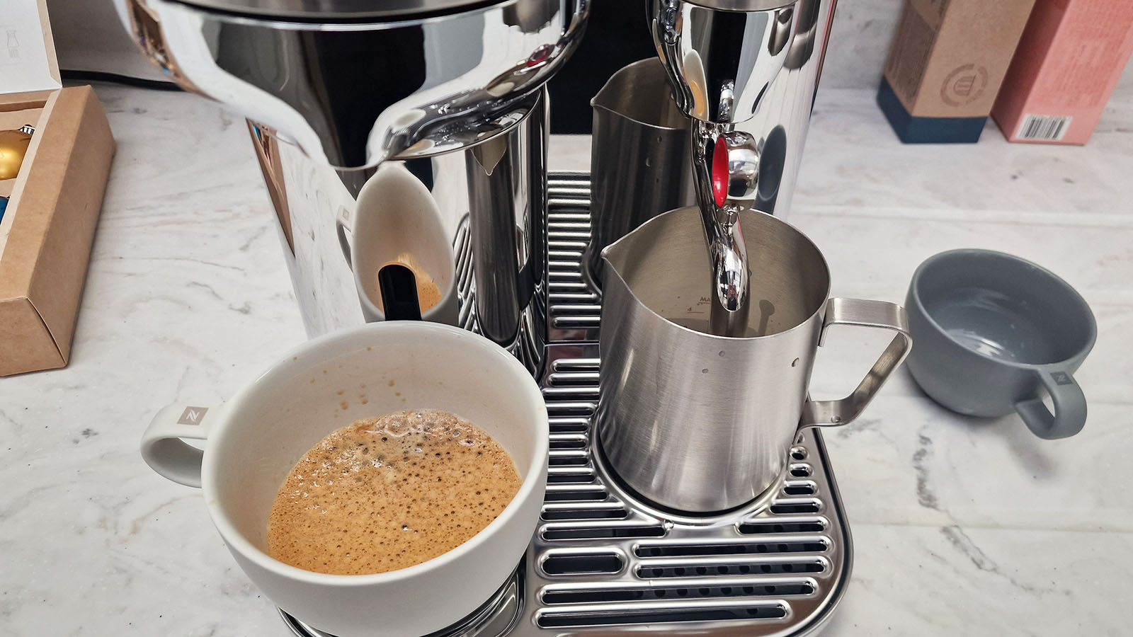 A coffee brewed in the Nespresso Vertuo Creatista that was left sitting, with the crema fading