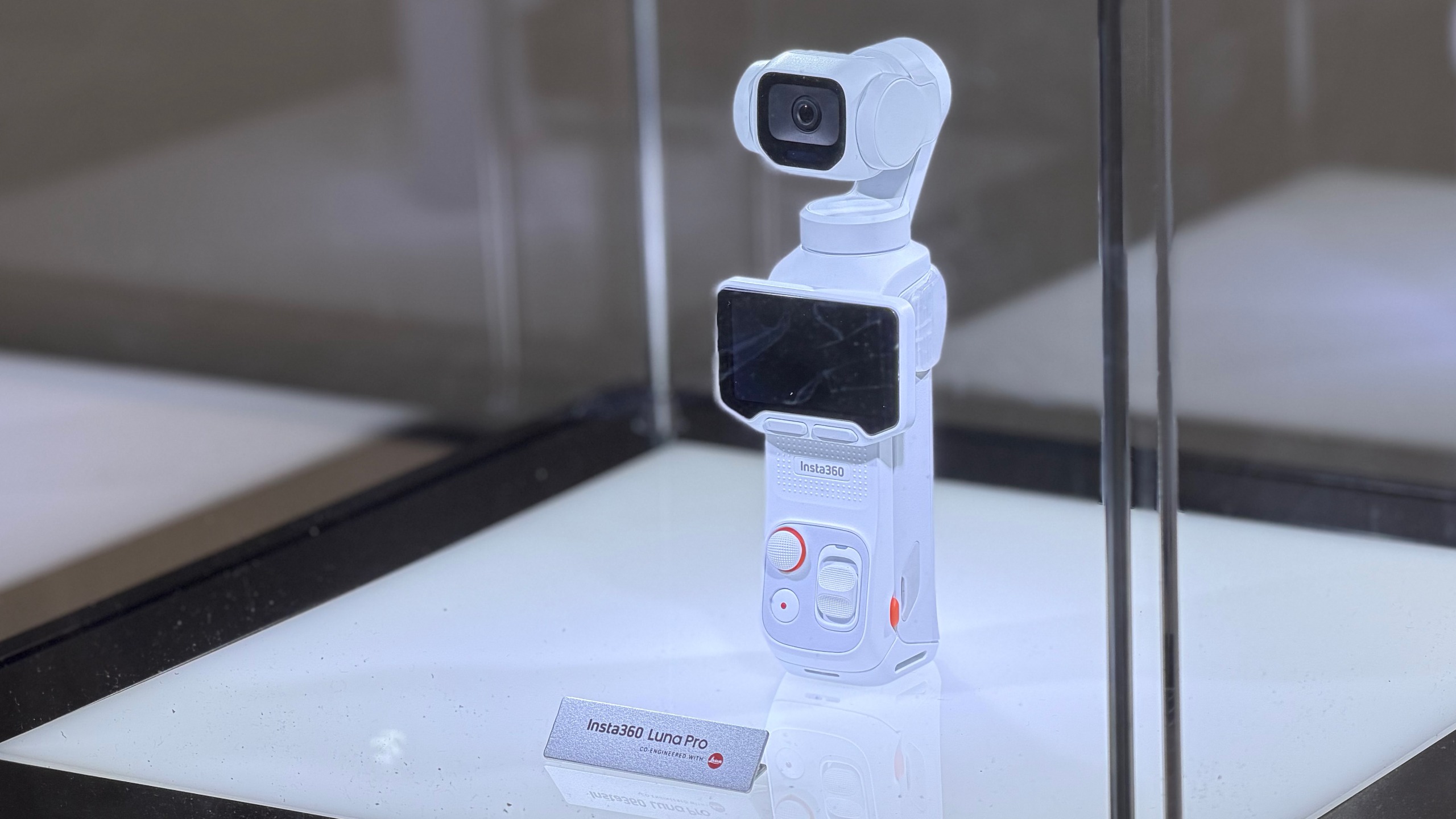 Insta360 Luna Pro