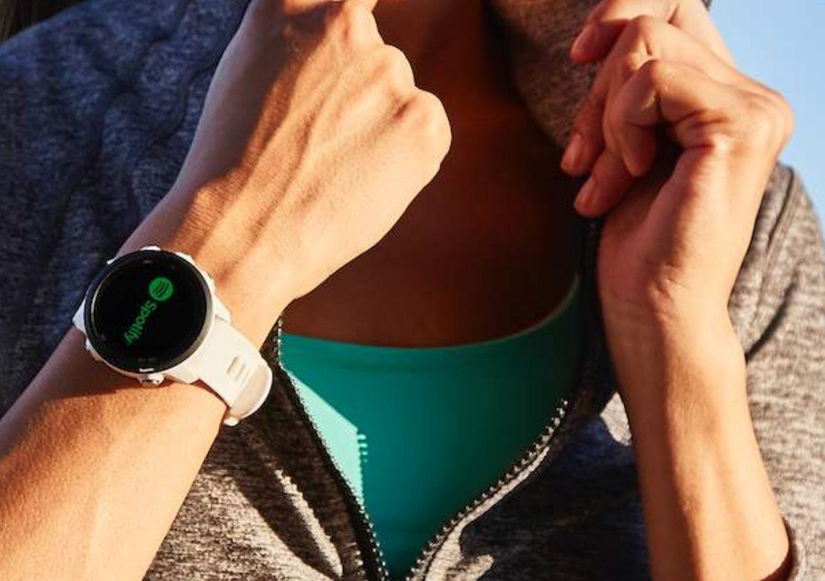 forerunner 945 vs 245 music