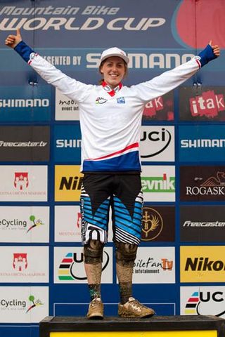 Elite women downhill - Atherton marks World Cup return with a win