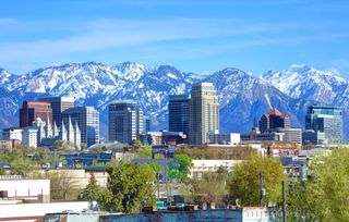 picture of Salt Lake City Utah skyline