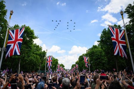 A formation of aircraft in the shape of the number 70 flies towards Buckingham Palace during the June 2nd flypast to celebrate the Platinum Jubilee of Queen Elizabeth II.