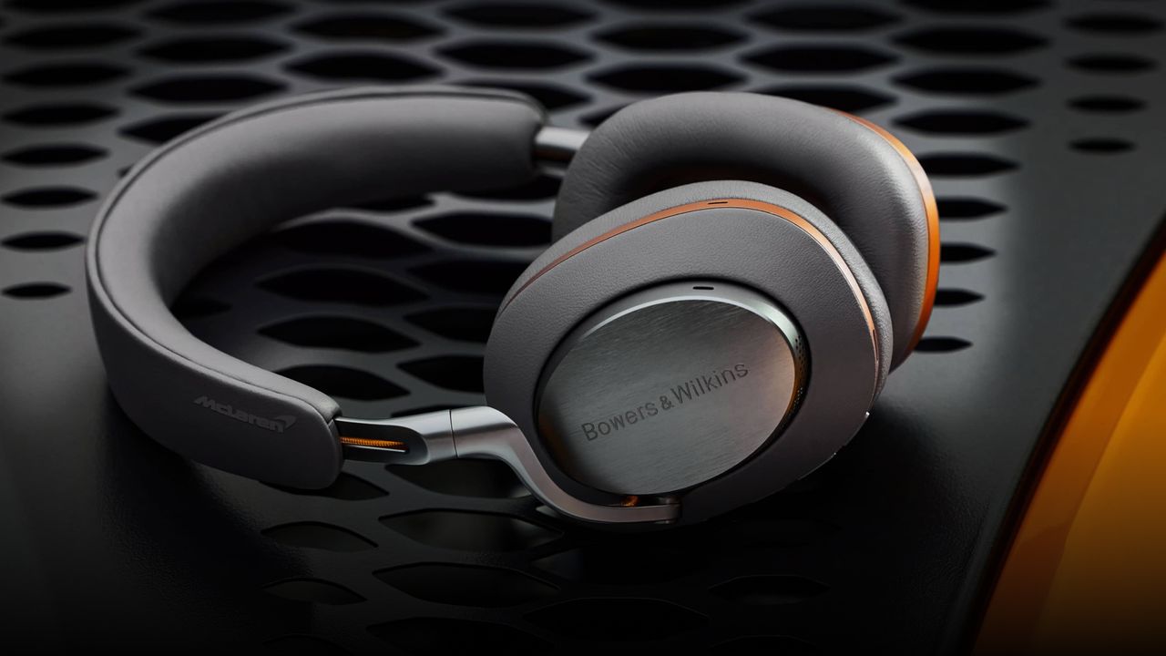 Bowers &amp; Wilkins px8 McLaren Edition