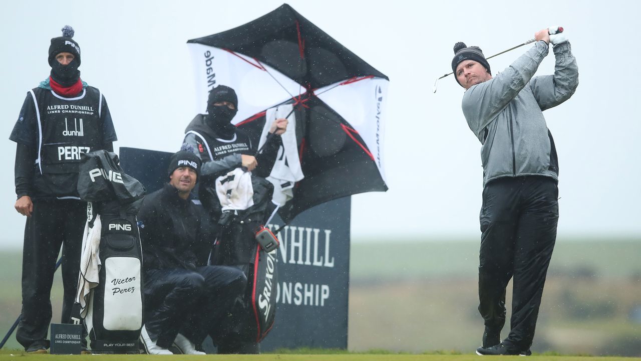 Eddie Pepperell hitting a shot during the second round of the 2022 Alfred Dunhill Links Championship