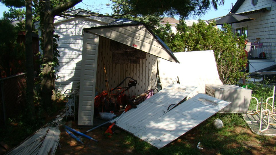 New York, tornado damage