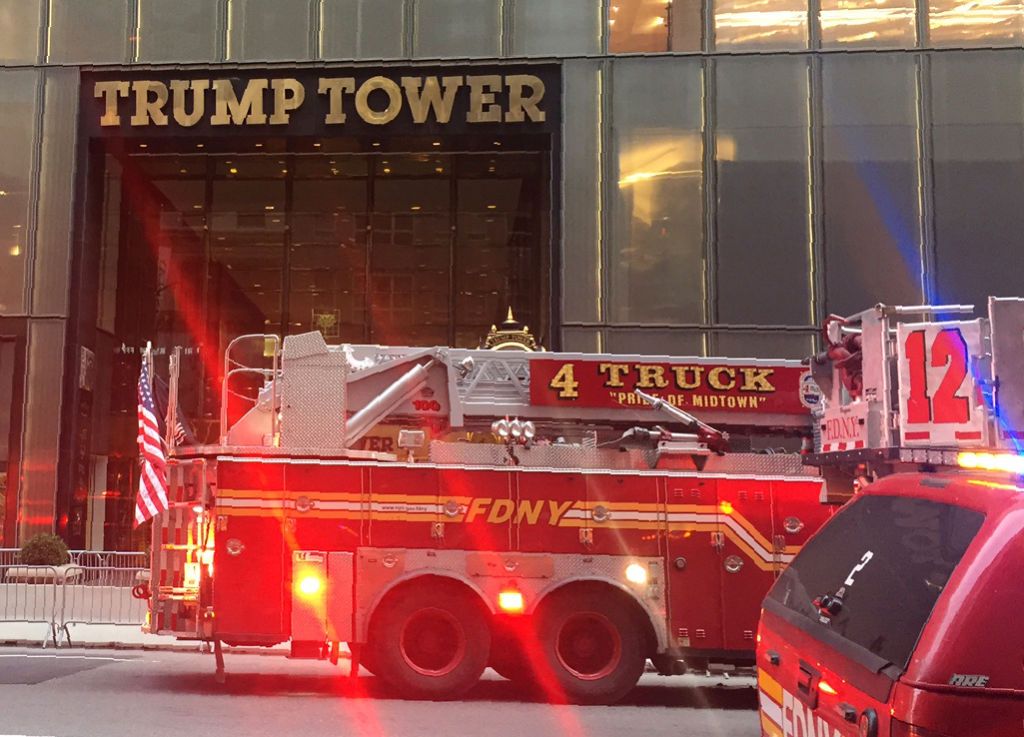 A Fire Broke Out In Trump Tower, Killing 1 Resident And Injuring 6 Fire ...