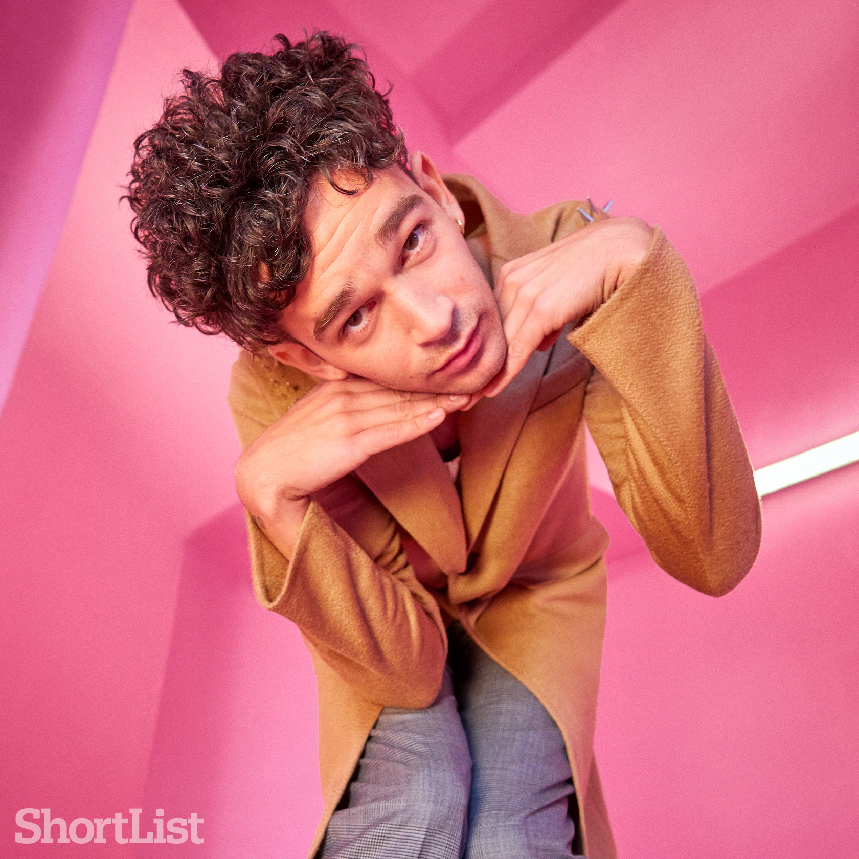 181105-mattyhealy11774-f1-rt-1556647686-qvnS.jpg