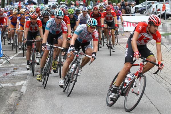 Andre Greipel (Omega Pharma Lotto) does some work