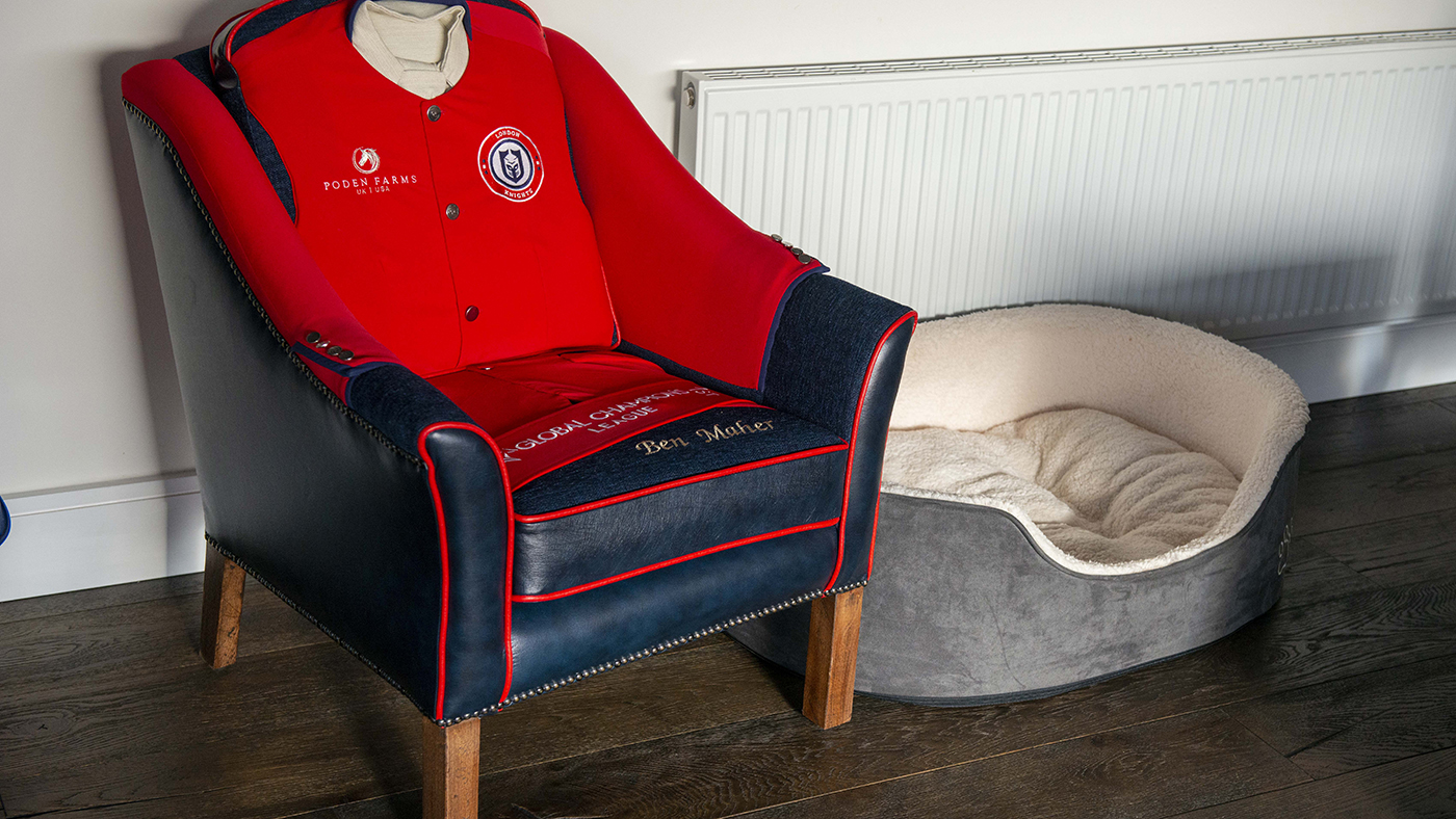 Media day with Ben Maher and Exlposion W 09.12.2019 Chair made from CGT team jacket
