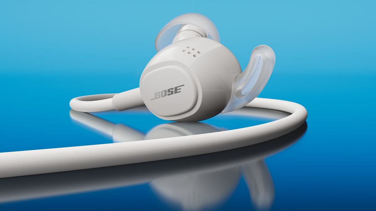 Bose Noise Cancelling Wired Earbuds press image