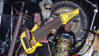 ZZ Top's 17-string bass