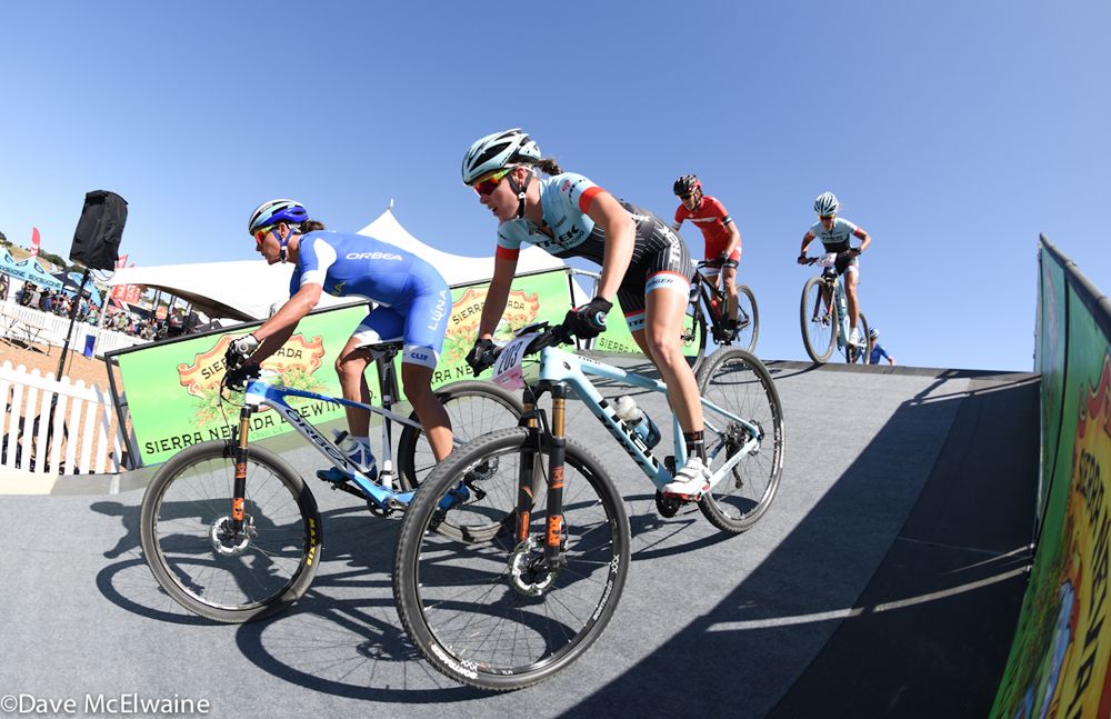 Katerina Nash (Luna Pro Team) and Rebecca Henderson riding in the lead group mid-race