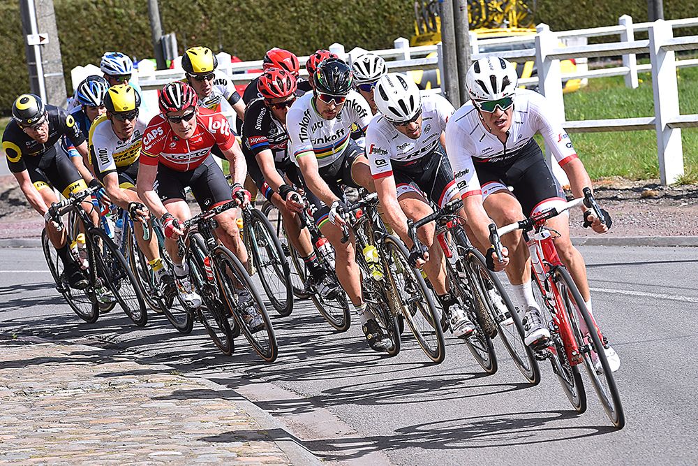 Jasper Stuyven working for Fabian Cancellara