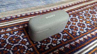 Sony WF-H800 h.ear in 3